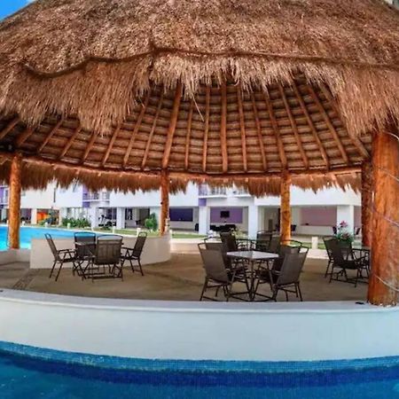 Home & Office Cancun Pool Buitenkant foto