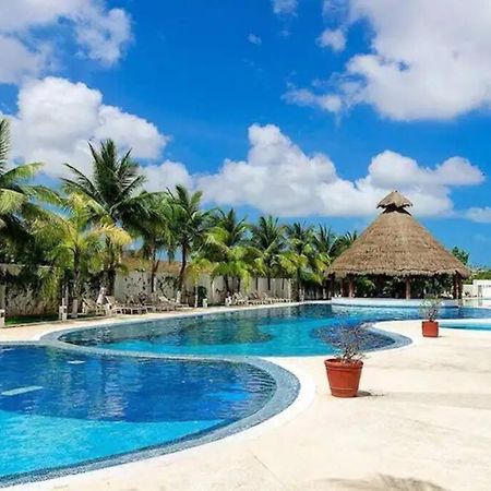 Home & Office Cancun Pool Buitenkant foto