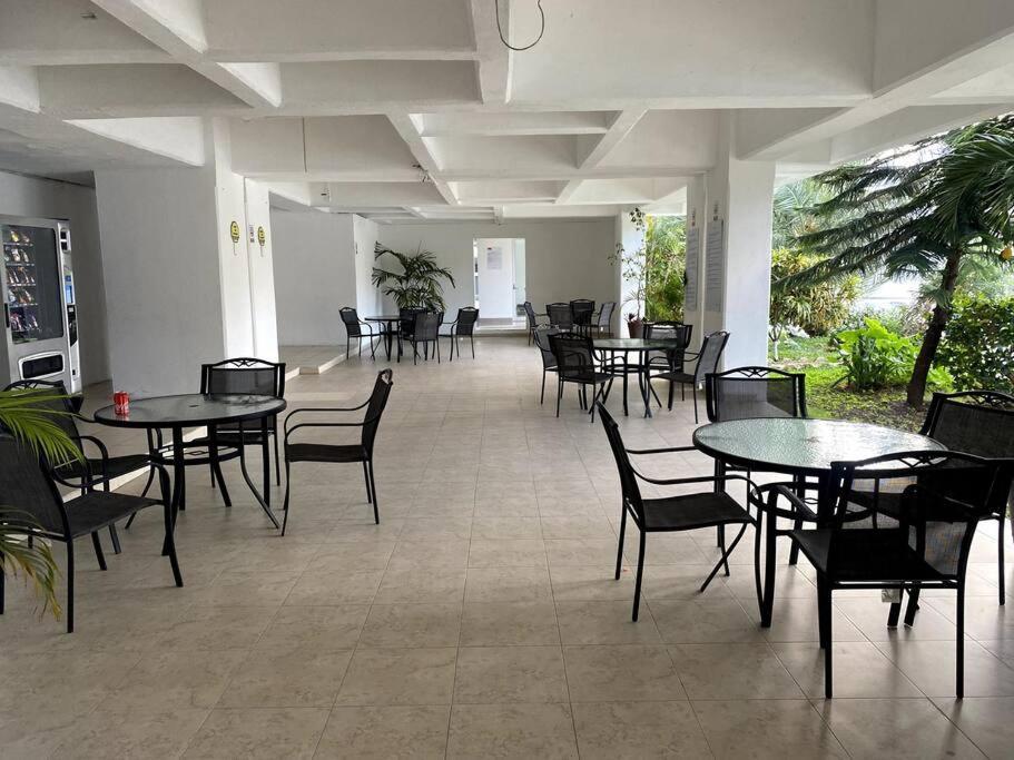 Home & Office Cancun Pool Buitenkant foto