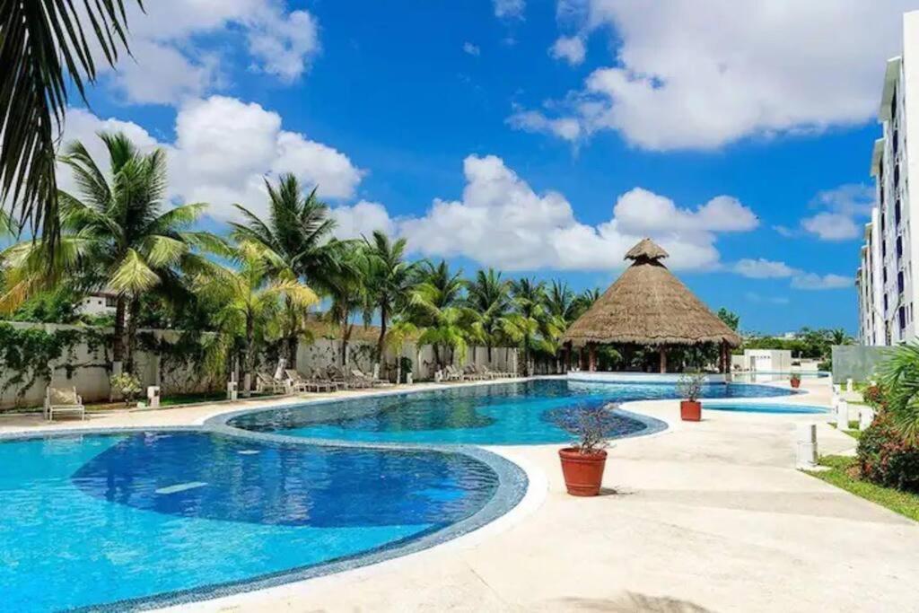 Home & Office Cancun Pool Buitenkant foto